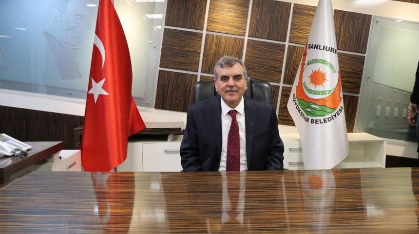 Beyazg&uuml;l, &ouml;ğretmenler g&uuml;n&uuml;n&uuml; kutladı