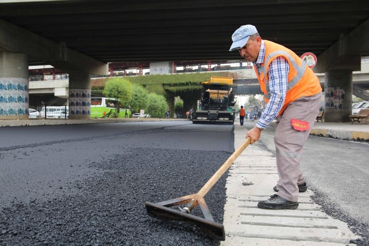 D-400 Karayolu&rsquo;nda asfalt &ccedil;alışması