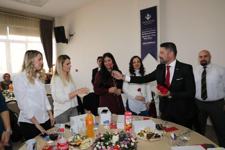 Sivrihisar’da ‘Öğretmenler Günü’ kutlandı G1