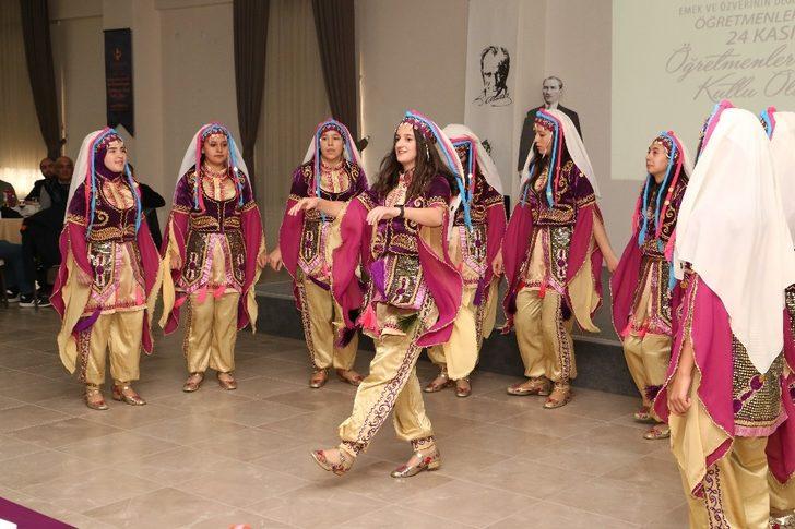 Sivrihisar’da ‘Öğretmenler Günü’ kutlandı G3