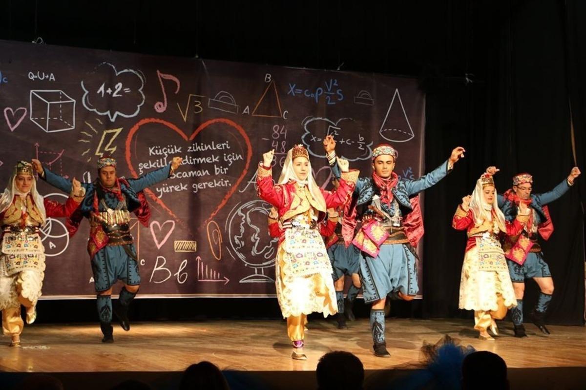 Kırıkkale&rsquo;de &Ouml;ğretmenler G&uuml;n&uuml; kutlandı