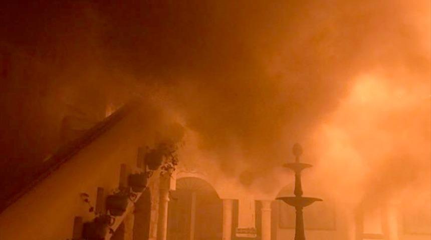 Muğla'da otelde yangın &ccedil;ıktı