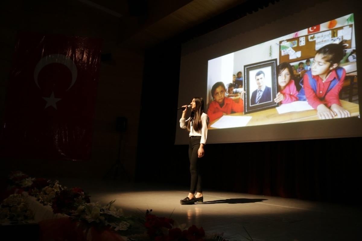 G&uuml;m&uuml;şhane&rsquo;de &Ouml;ğretmenler G&uuml;n&uuml; kutlandı