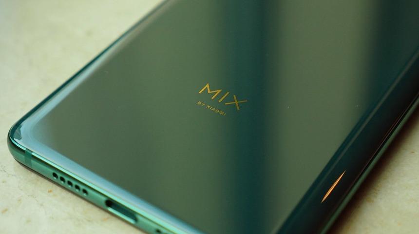TENAA’da ortaya çıktı: Xiaomi Mi MIX 3, 5G ile tekrar doğuyor!