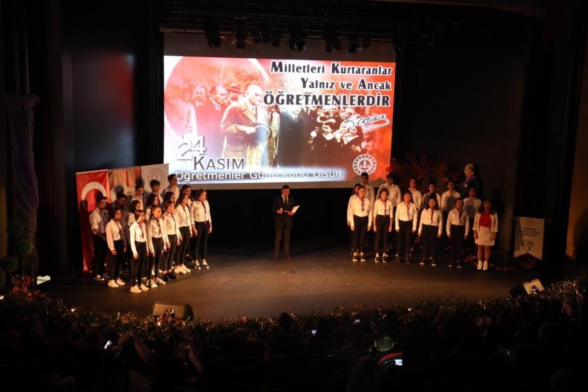 24 Kasım &Ouml;ğretmenler G&uuml;n&uuml;, Marmaris&rsquo;te kutlandı