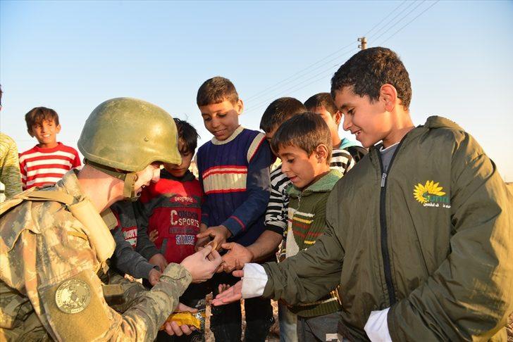 MSB: Suriyeli kardeşlerimiz evlerine yerleşmeye başladı G3