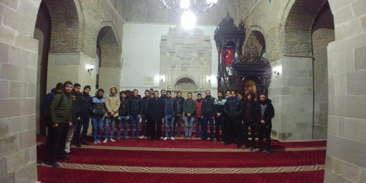 Öğrenciler sabah namazında buluştu G1