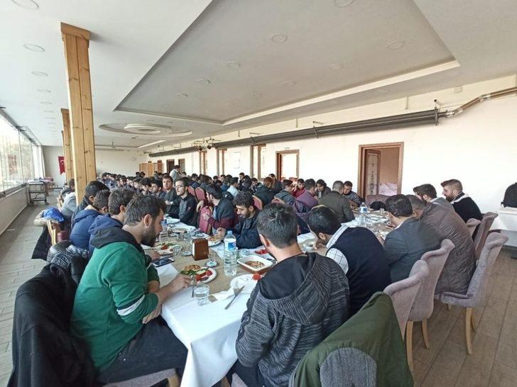 Öğrenciler sabah namazında buluştu G3