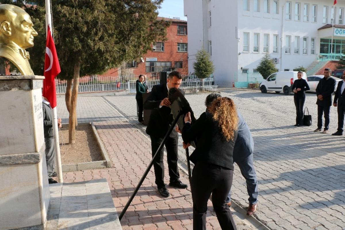 Arguvan ve Hekimhan&rsquo;da &Ouml;ğretmenler G&uuml;n&uuml; etkinliği