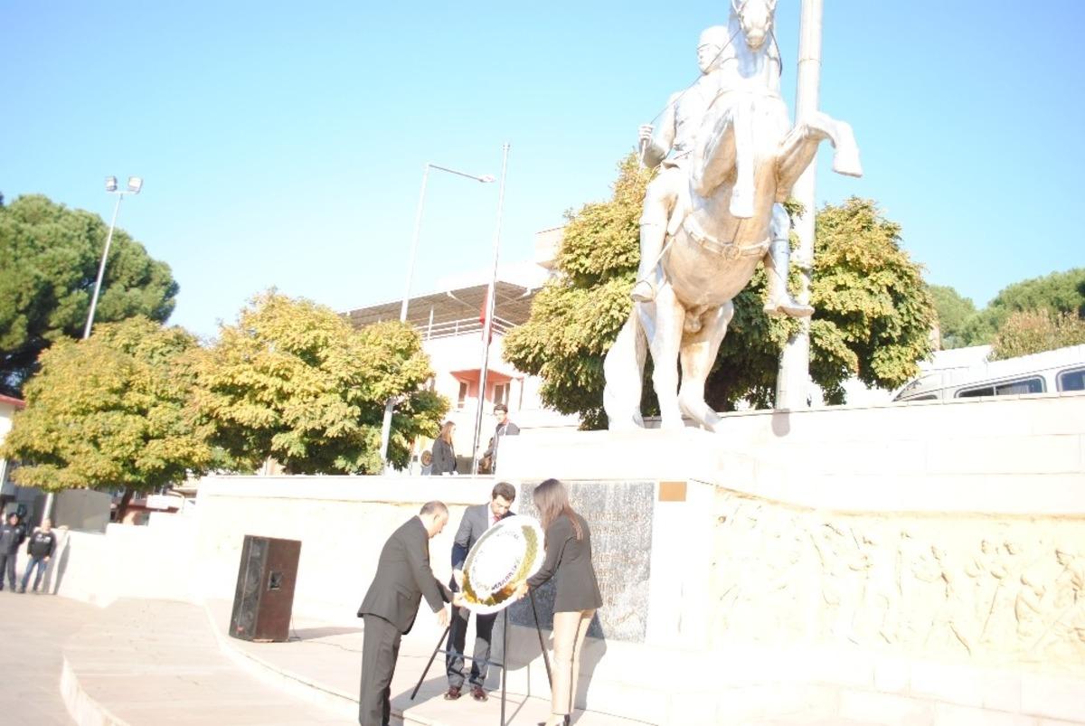 Kuyucak&rsquo;ta 24 Kasım &Ouml;ğretmenler G&uuml;n&uuml; kutlamaları