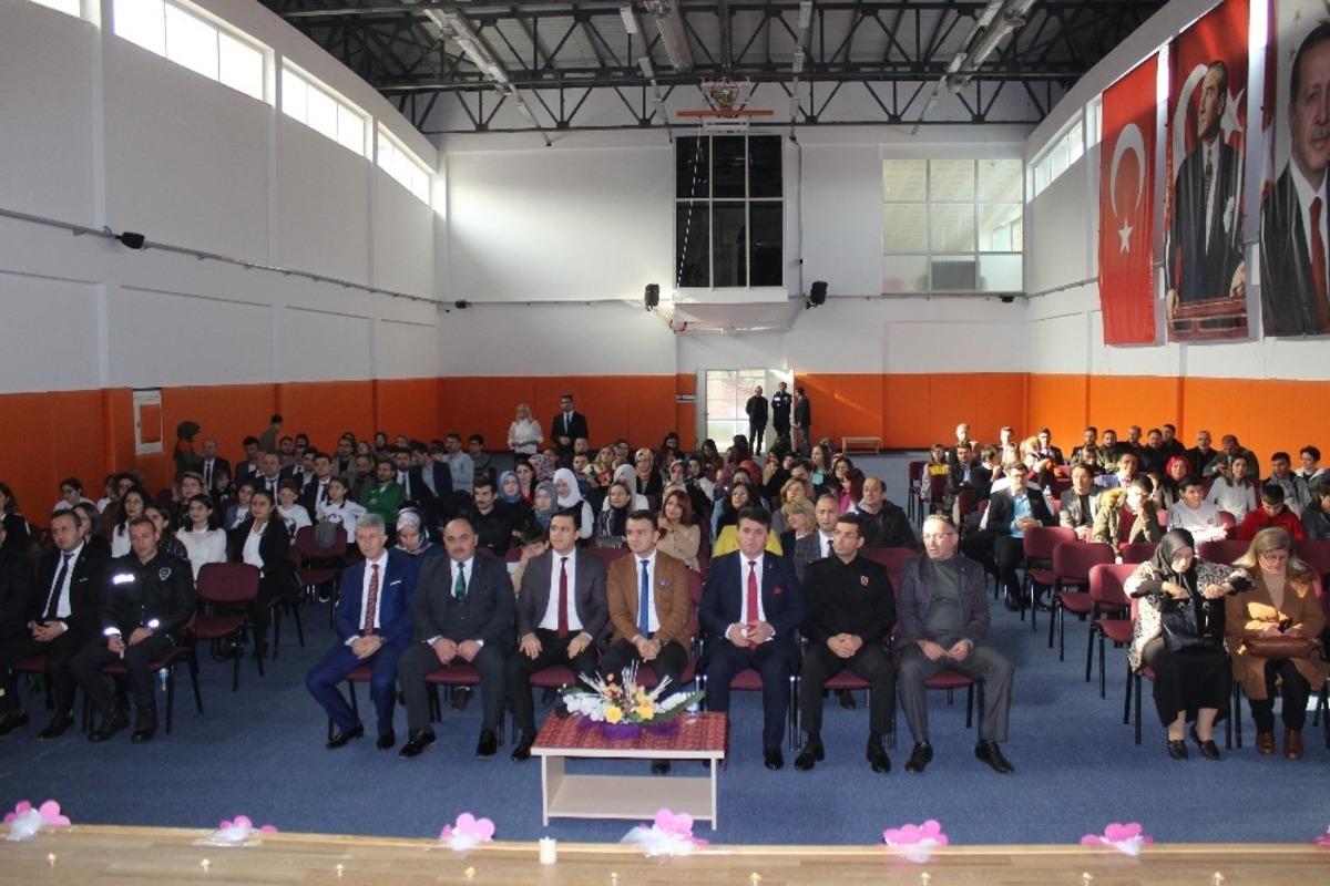 T&uuml;rkeli&rsquo;de &Ouml;ğretmenler G&uuml;n&uuml; kutlamaları