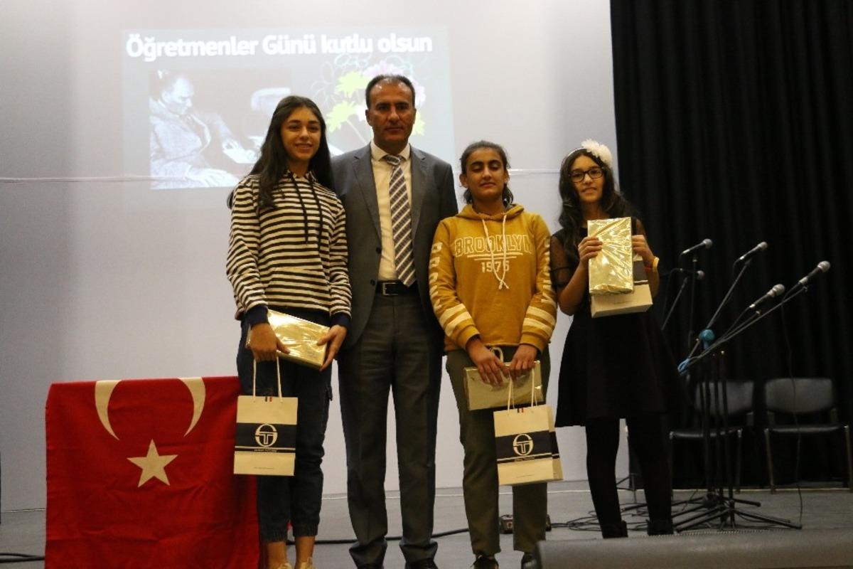 Siirt&rsquo;te &Ouml;ğretmenler G&uuml;n&uuml; kutlaması