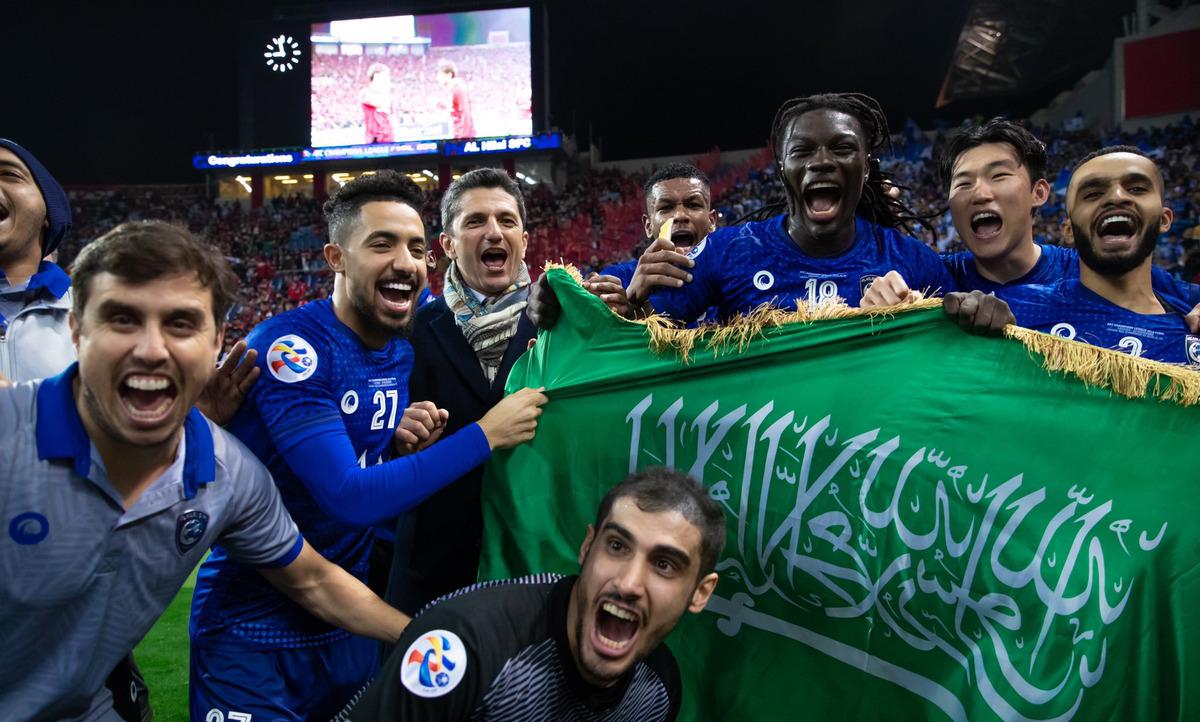 Gomis tarih yazdı! Şampiyonlar Ligi'ni kazandı