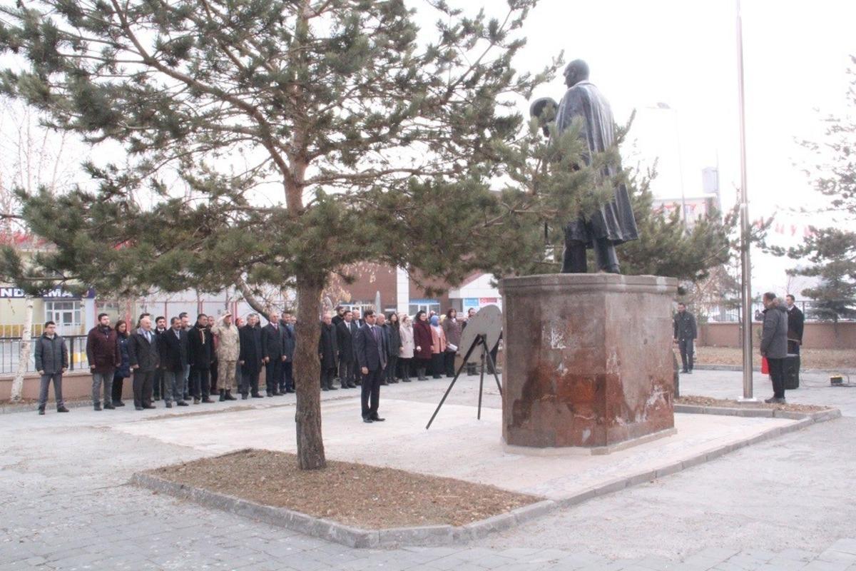 &Ccedil;ıldır&rsquo;da &Ouml;ğretmenler G&uuml;n&uuml; kutlandı