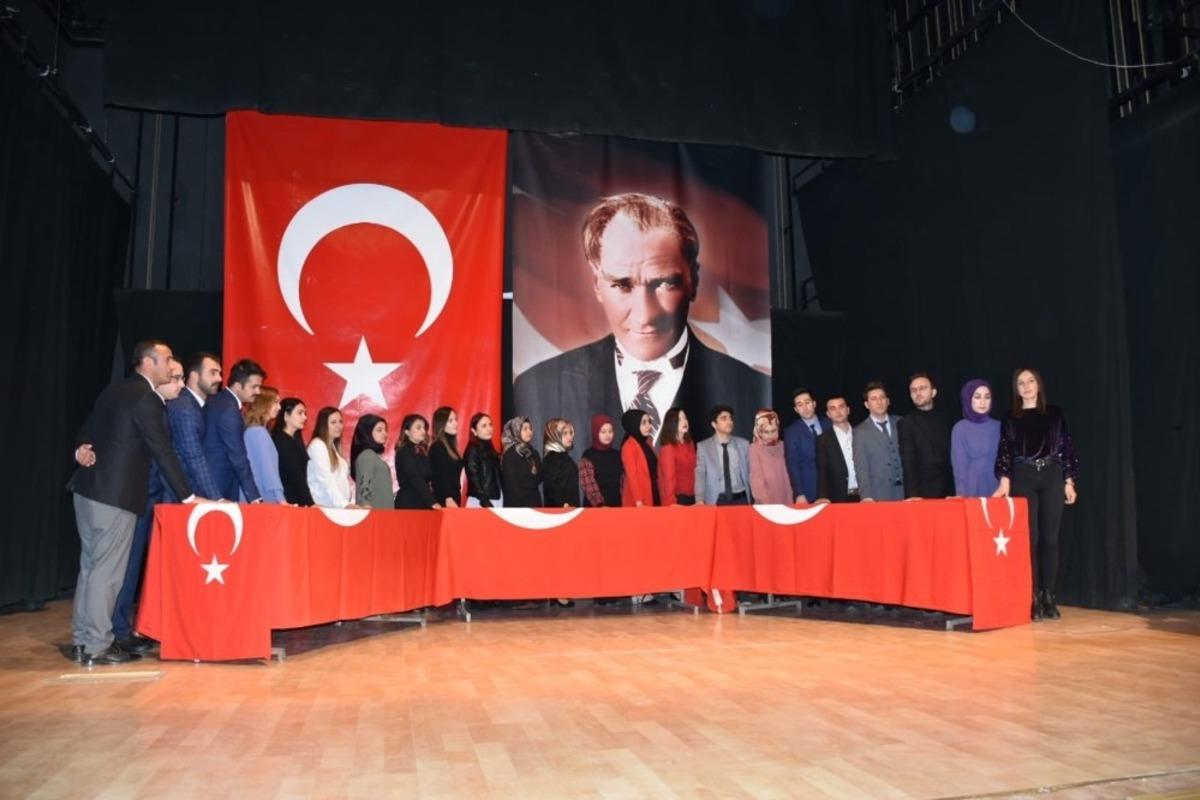 24 Kasım &Ouml;ğretmenler G&uuml;n&uuml;