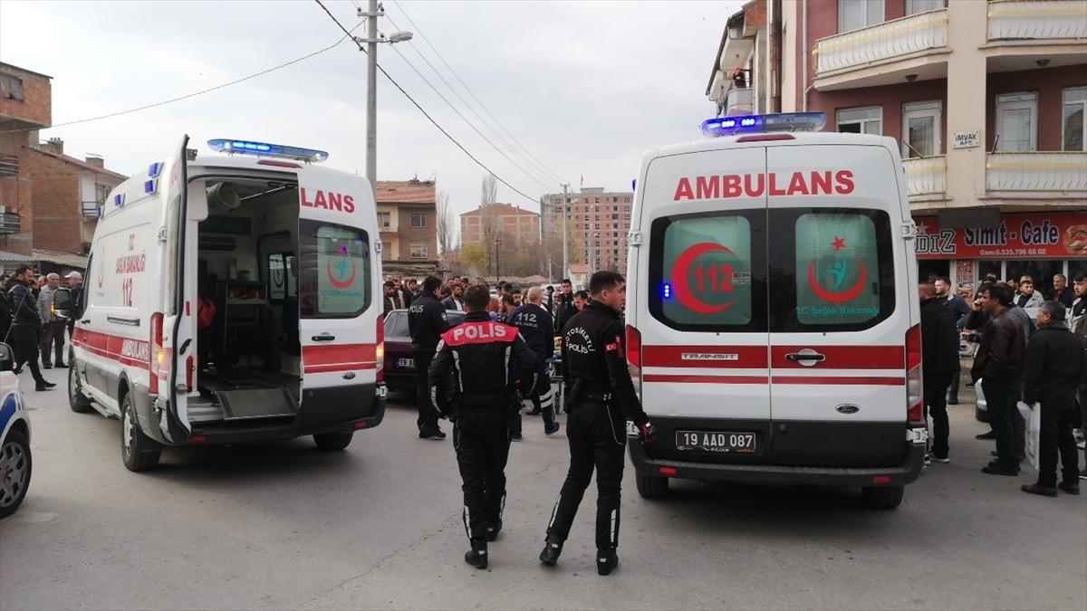 &Ccedil;orum'da silahlı kavga: 5 yaralı