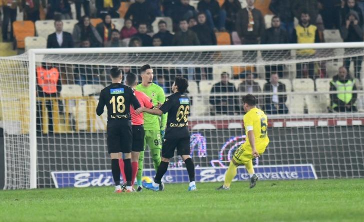 Ozan Tufan ve Altay Bayındır'ın şok görüntüsü! G2