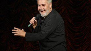 Uğur Yücel hayranlarına müjdeyi verdi!