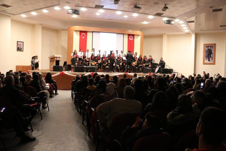 Kastamonu'da akademisyenler, öğretmenler için sahne aldı G3