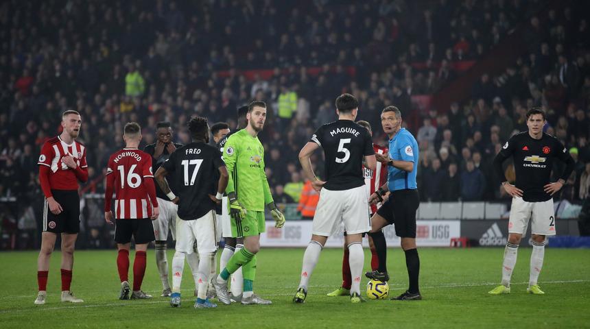 United 90'da yıkıldı