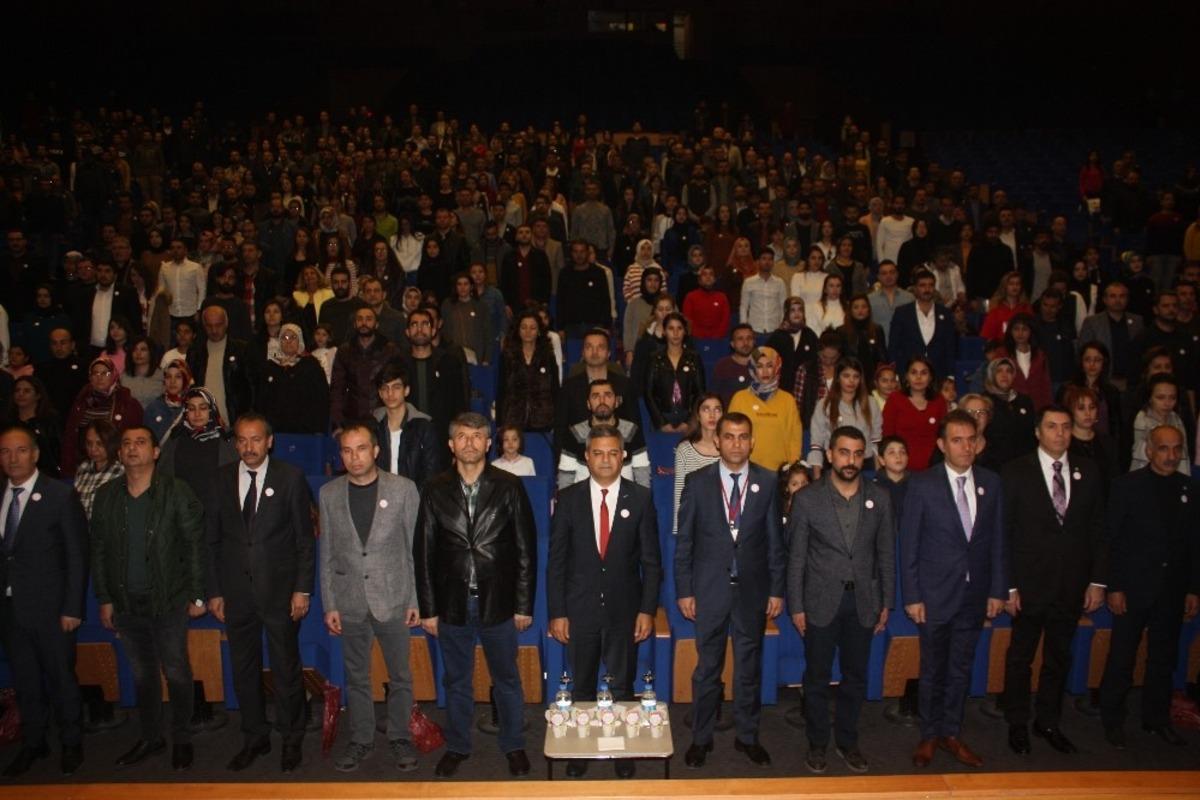 Diyarbakır&rsquo;da 24 Kasım &Ouml;ğretmenler G&uuml;n&uuml; etkinliği
