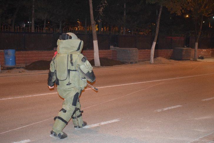 2. Ordu Komutanlığı önünde şüpheli valiz alarmı G4