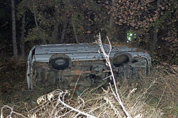 Aracıyla şarampole yuvarlandı arayan polislere 'şehir dışındayım' dedi G2