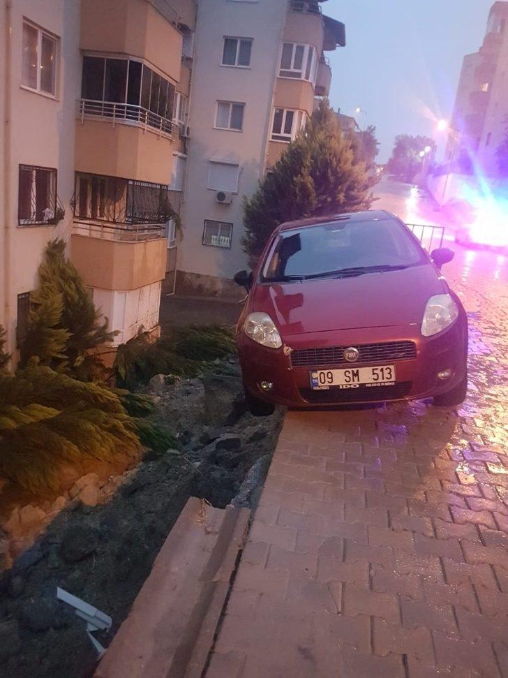 Kuşadası’nda istinat duvarı çöktü G4