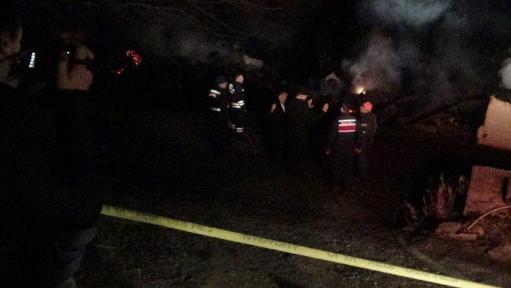 Bartın’da 2 ev çıkan yangında küle döndü G4