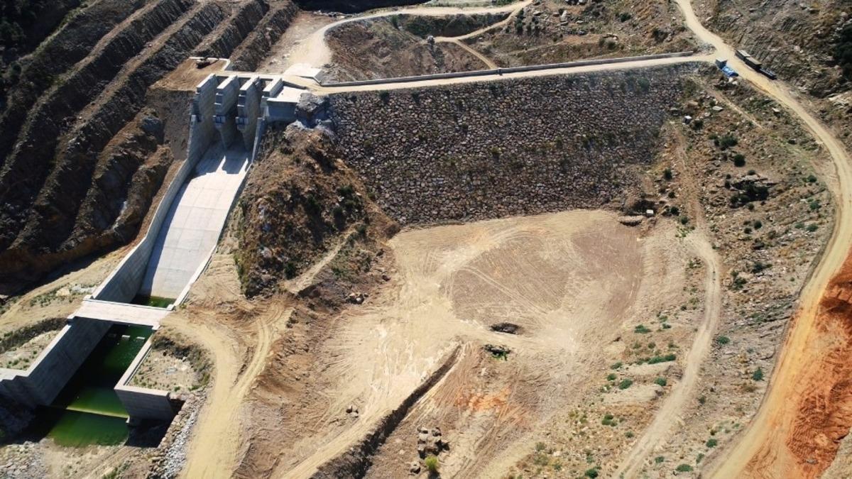 G&ouml;kbel Barajı yılsonunda su tutmaya başlayacak