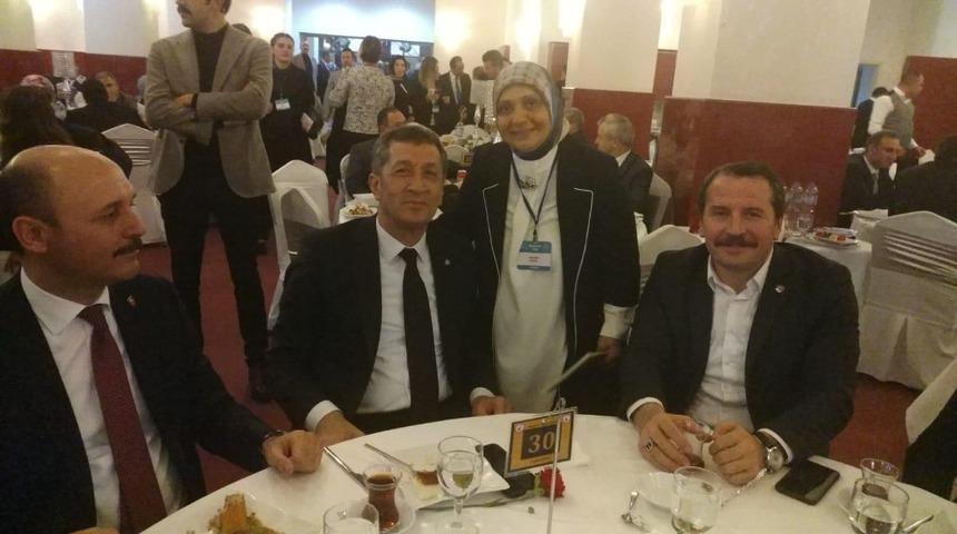 Projelerini  Bakan  Sel&ccedil;uk&rsquo;a sundu