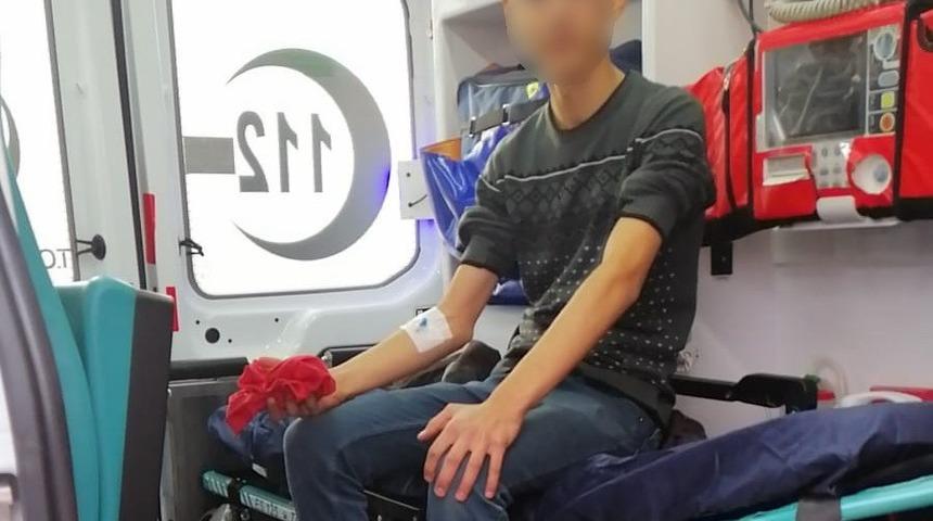 T&uuml;fek geri tepince y&uuml;z&uuml;nden yaralandı