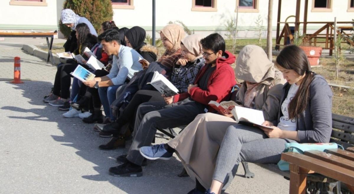 DP&Uuml;&rsquo;de &lsquo;Oku-yorum&rsquo; etkinliği