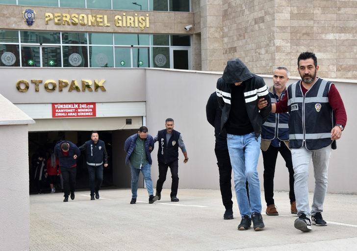 Antalya’da 'jigolo yapma' vaadiyle dolandırıcılık G5