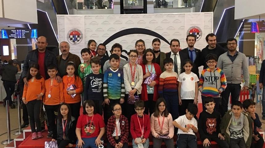 Öğretmenler Günü‘ne özel satranç turnuvası