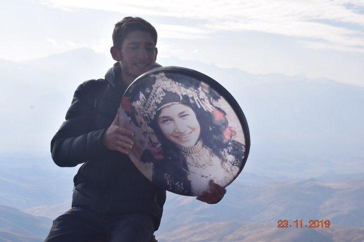 Yüksekovalı öğrenciler 2 bin 870 rakımda erbane çaldı G4