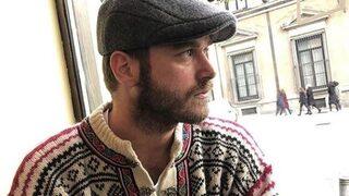 Kıvanç Tatlıtuğ'un kasketli pozuna beğeni yağdı! 