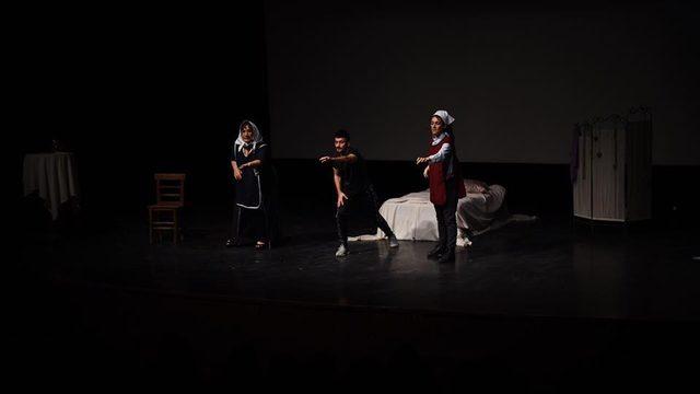 Füsun Demirel’den Aşk Dersleri