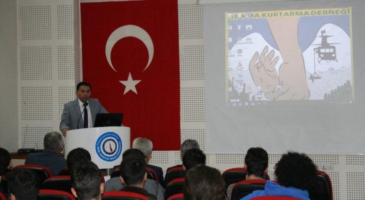 DPÜ Teknik Bilimler MYO’da seminer G2