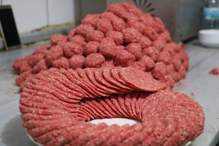 Sivas köftesi tarifi: Yapımında sadece et ve tuz kullanılıyor, 2019 yılında satış rekoru kırıldı G5