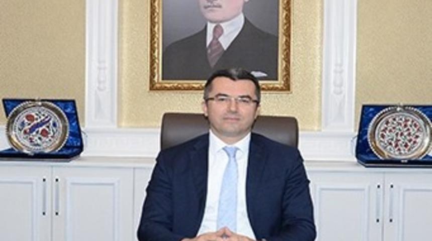 Vali Memiş, kutlama mesajı g&ouml;nderdi