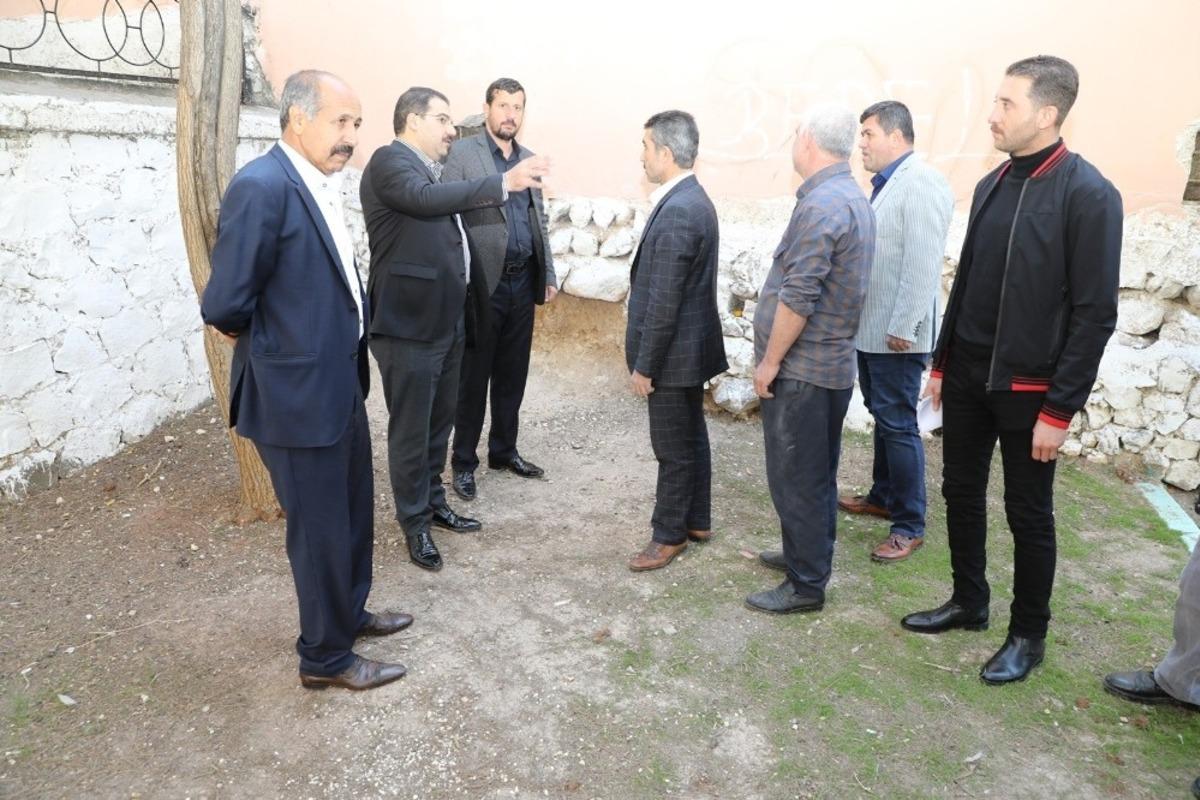 Canpolat vatandaşların sorunlarını dinledi