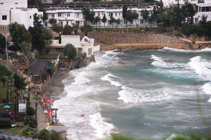 Muğla'yı fırtına vurdu! Şiddetli geldi, hayat kabusa döndü G5