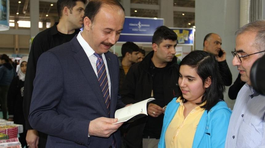 Vali Erin&rsquo;den Şanlıurfa Kitap Fuarı&rsquo;na davet