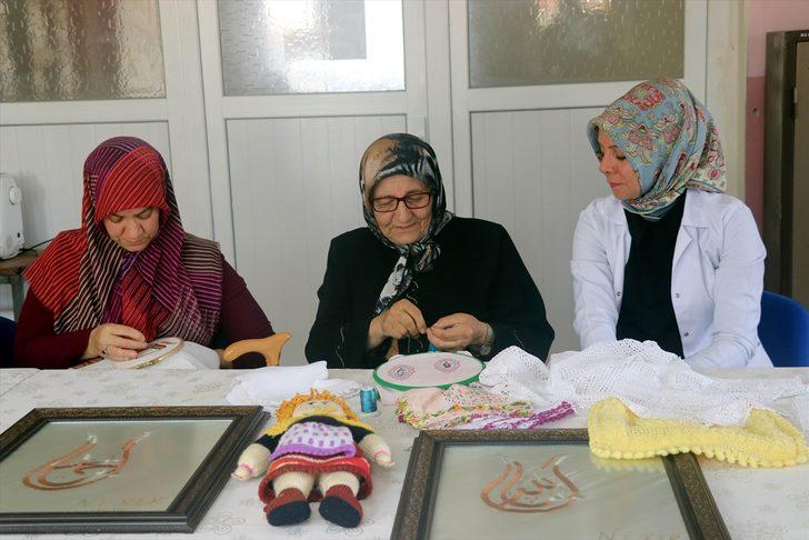 Halk eğitim merkezinin 84 yaşındaki öğrencisi: Nazmiye nine G4