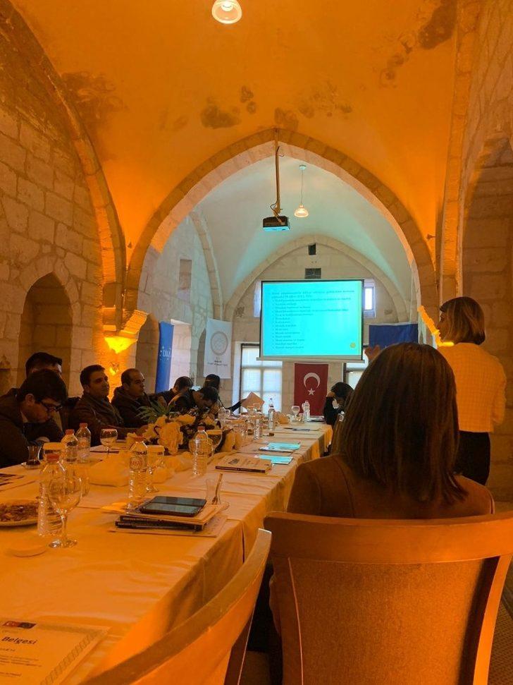 Artuklu Üniversitesi’nden turizm işletmecilerine eğitim G1