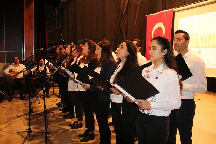 Varto’da 24 Kasım Öğretmenler Günü etkinliği G1