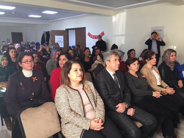 Nevşehir’de Kadına Şiddetle Mücadele Günü programı düzenlendi