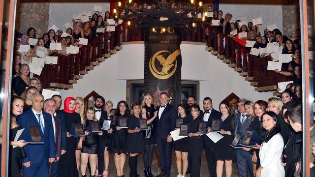 Kuaför ve güzellik uzmanları kadına şiddete dikkat çekti