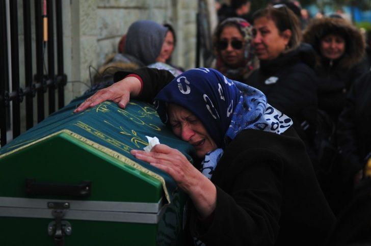 25 Kasım'da annesinin feryatları yürek dağladı: Ne istedin kızımdan G4